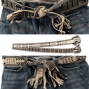 🐑NWOT Woven Geometric Textile Wool? Reversible Fringe Tie Belt Black/Cream 54”